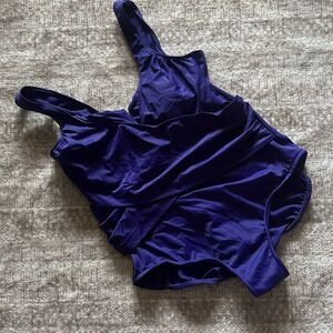 Suddenly Slim By Catalina Size Large 12/14 Deep purple Swimsuit One piece